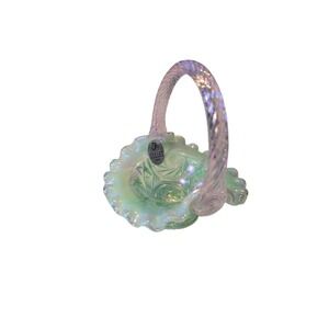 Vintage Fenton Collectable‎ hand blown glass Basket